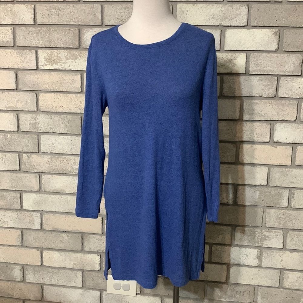3for$20 sweater shirt long sleeve xs